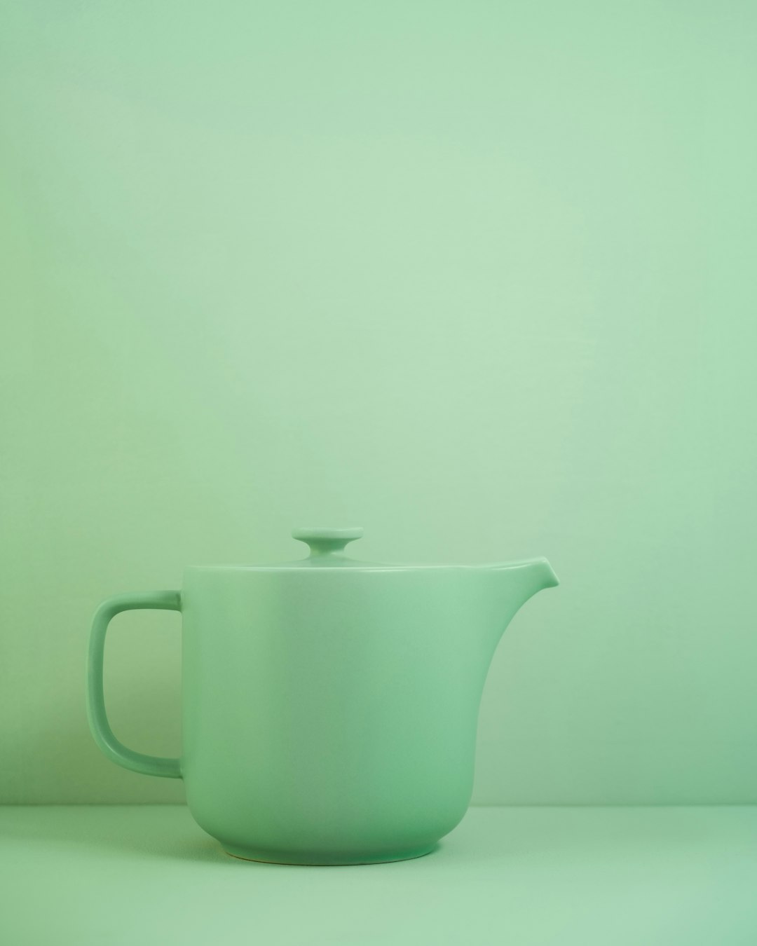 Matcha Panna Cotta Recipe: Elegant Japanese Dessert – matcha tea , Green Tea recipe Matcha panna cotta recipe easy Japanese style desserts in glass ramekins with ingredients