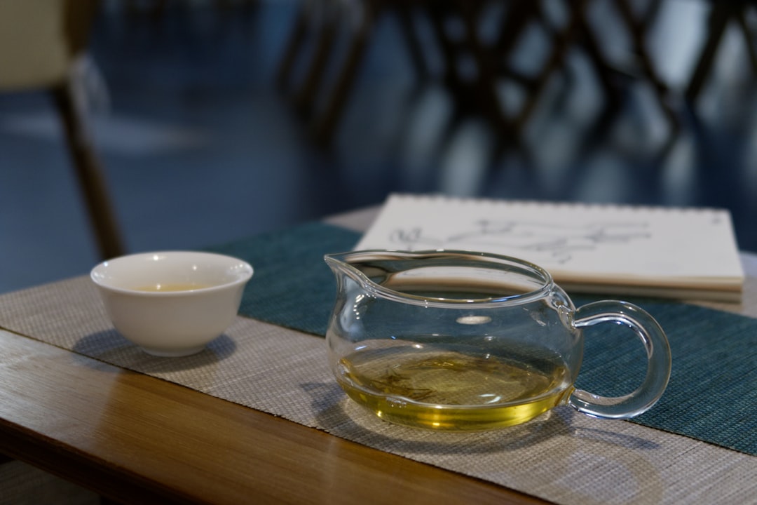 Matcha tea cure obesity weight loss transformation results showing before and after silhouettes with matcha preparation tools
